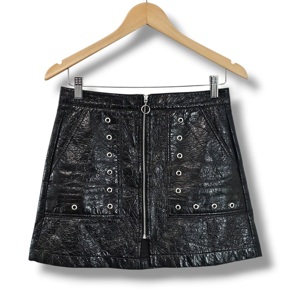 Pull&Bear Skirt M Black Faux Leather Grommet Front Zip Mini Punk Alt Grunge FLAW
